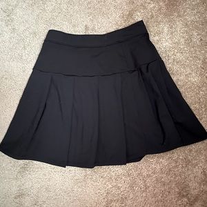 Black pleated skirt